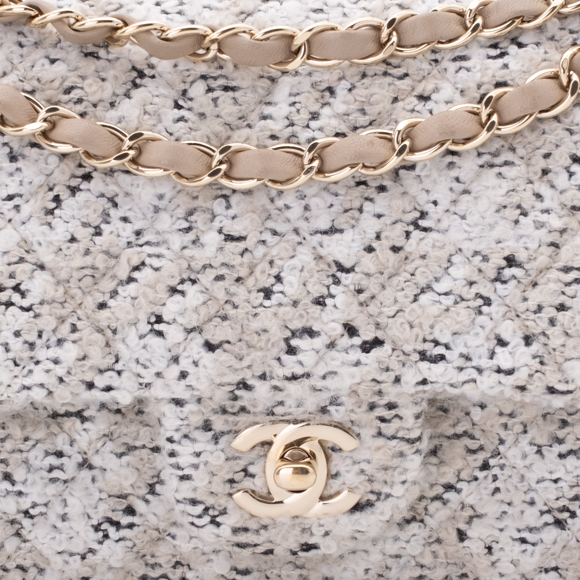 Chanel Classic Double Flap Medium Woll Tweed Creme Beige GHW