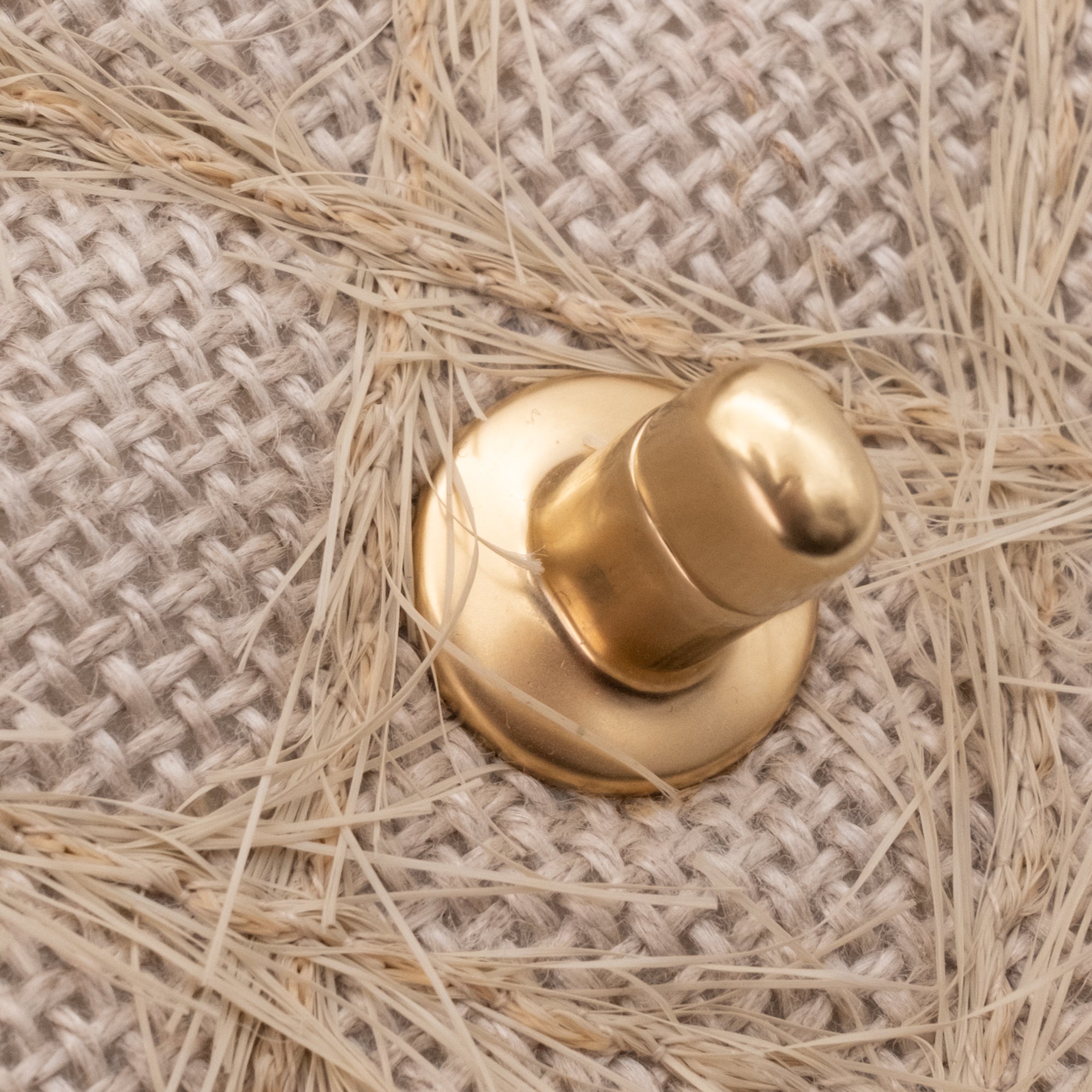 Chanel Classic Single Flap Medium Raffia Stroh Hellbeige GHW