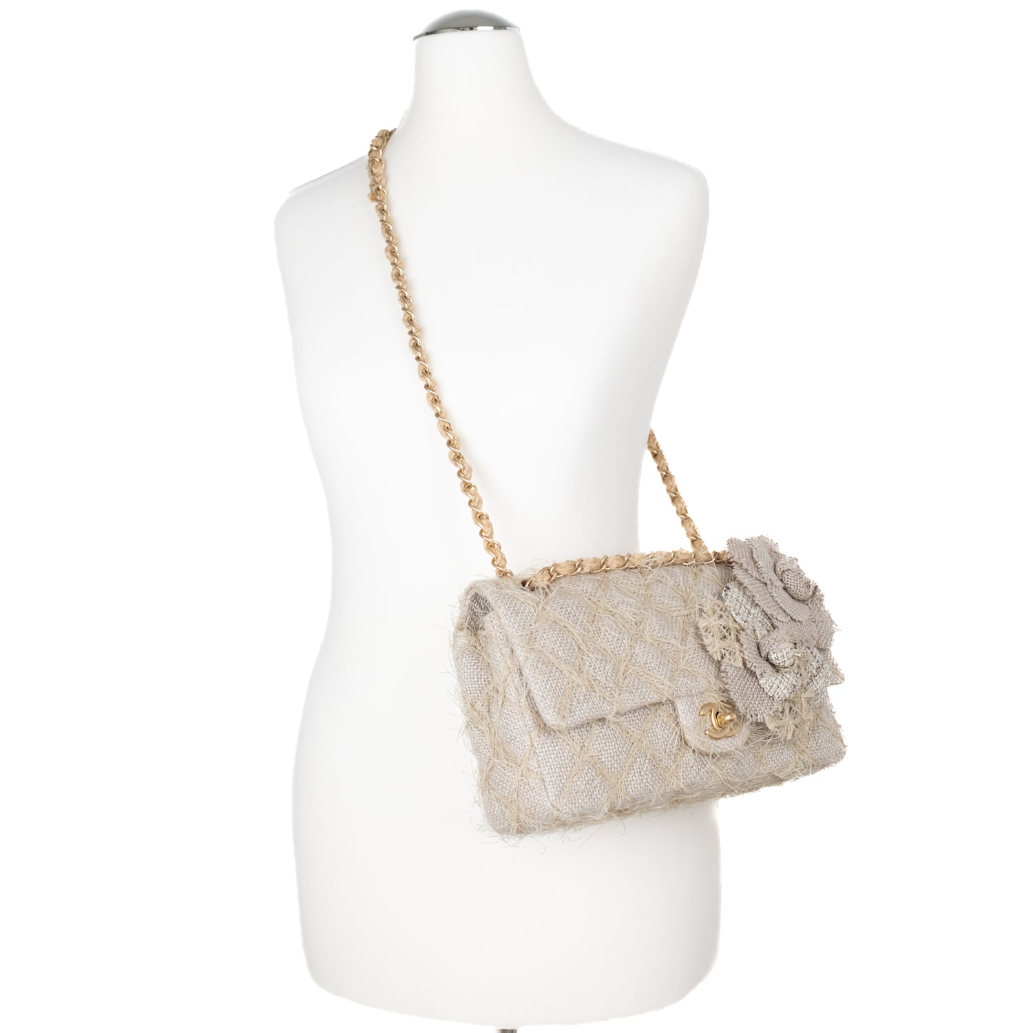 Chanel Classic Single Flap Medium Raffia Stroh Hellbeige GHW