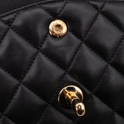 Chanel Classic Double Flap Medium Lammleder Schwarz GHW