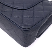 Chanel Classic Double Flap Medium Caviar Leder Dunkelblau PHW