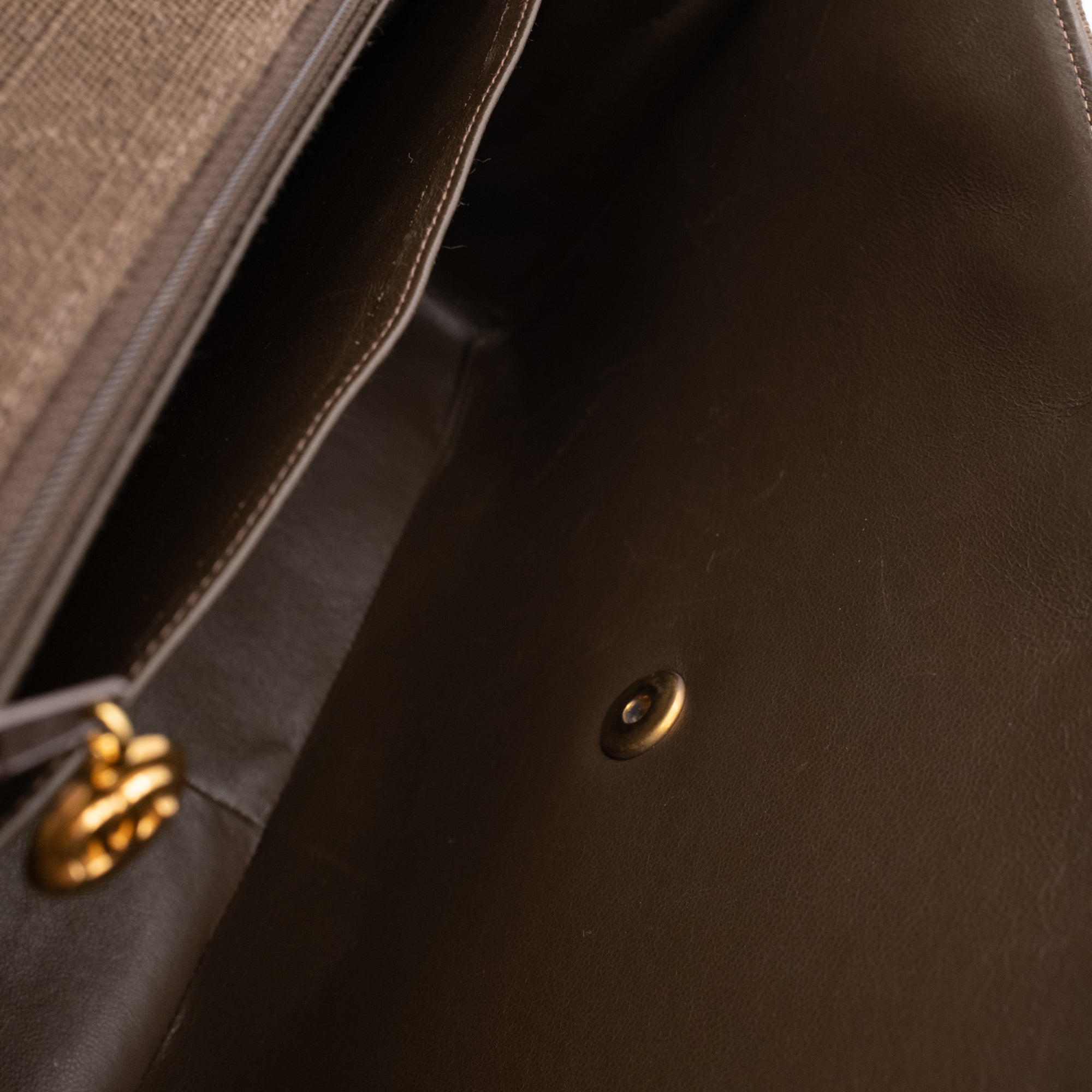 Chanel Classic Jumbo Maxi Single Flap Leinen Braun GHW