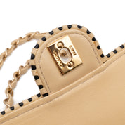 Chanel Classic Single Flap Medium Lammleder Beige GHW