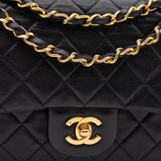 Chanel Classic Double Flap Medium Lammleder Schwarz GHW