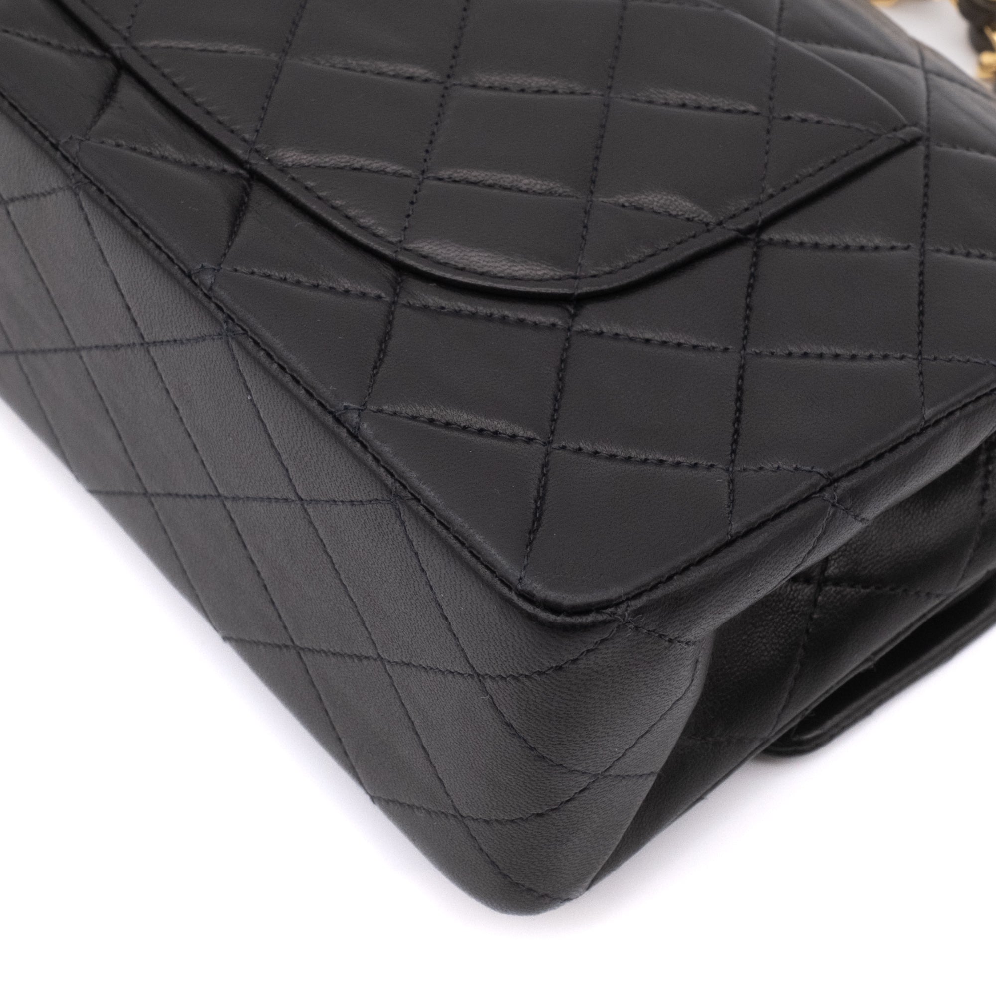 Chanel Classic Double Flap Medium Lammleder Schwarz GHW