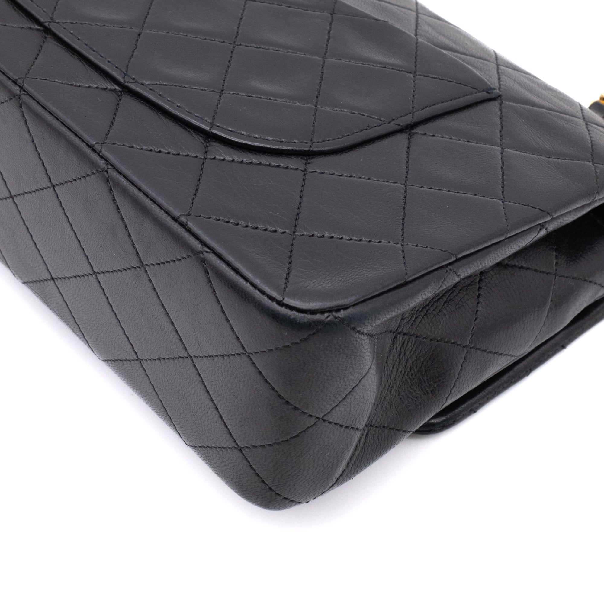 Chanel Classic Double Flap Medium Lammleder Schwarz