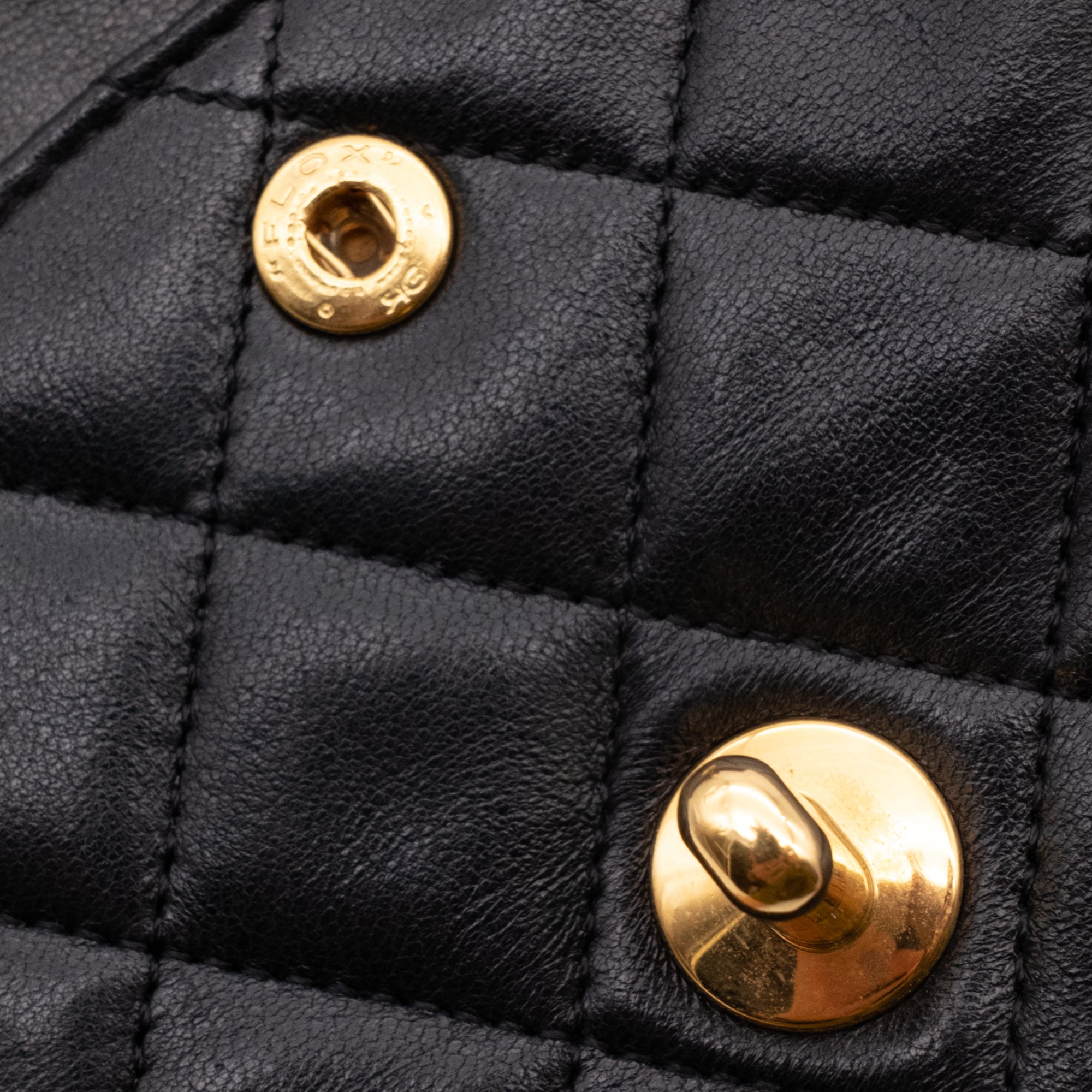 Chanel Classic Double Flap Medium Lammleder Schwarz GHW