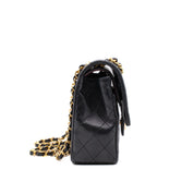 Chanel Classic Double Flap Medium Lammleder Schwarz GHW