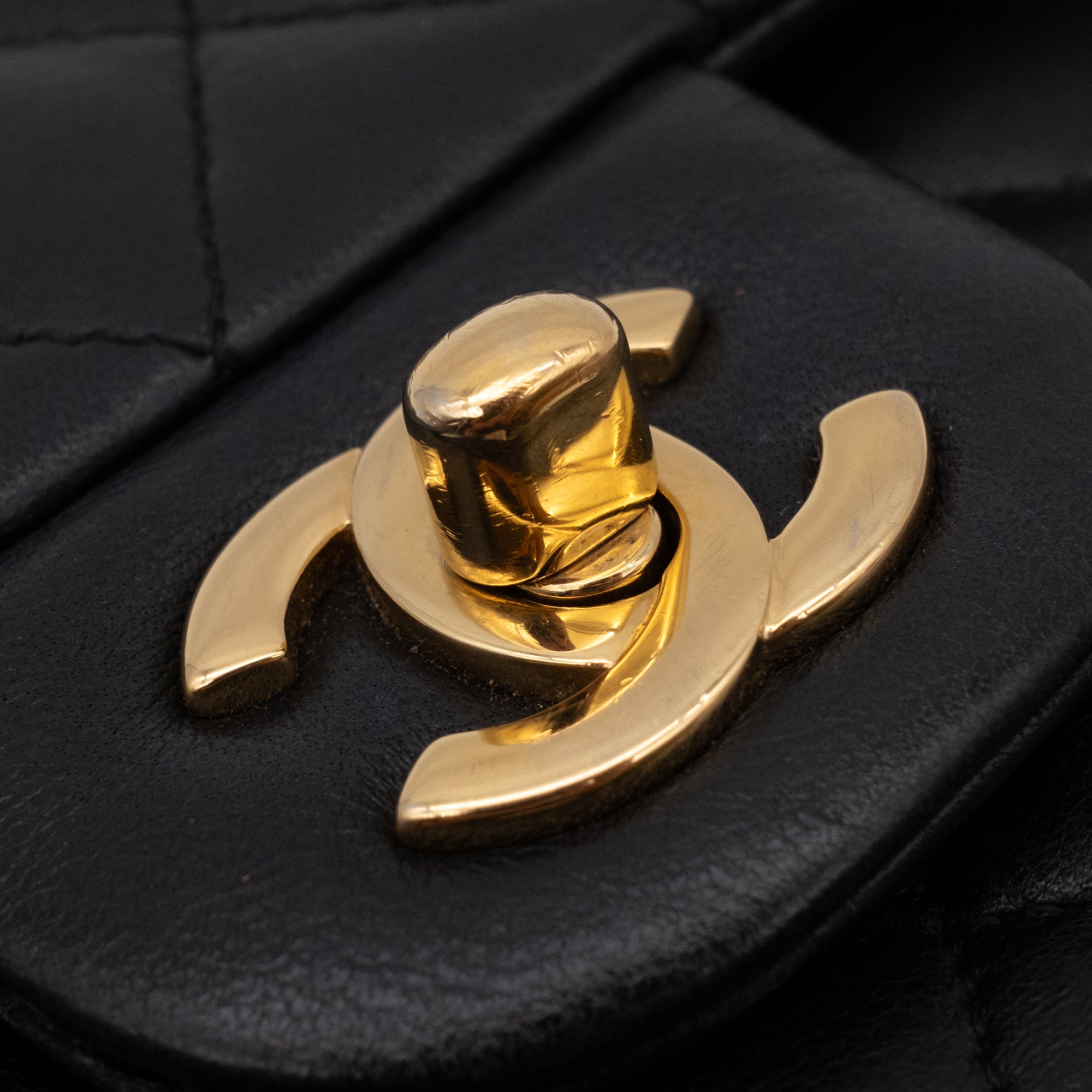 Chanel Classic Double Flap Small Lammleder Schwarz GHW