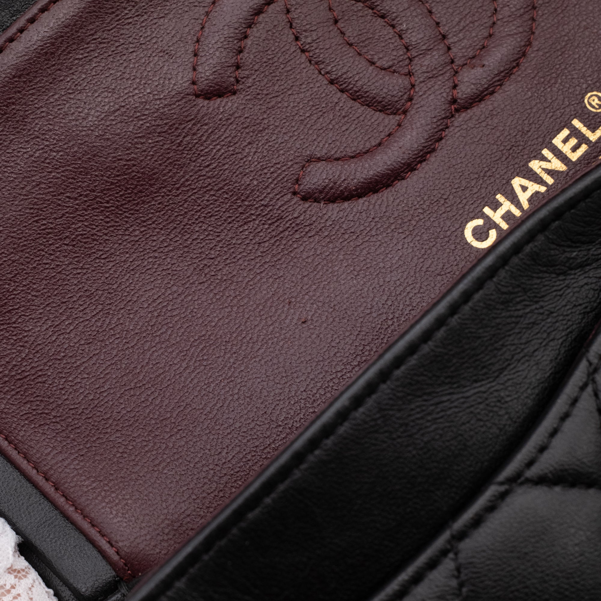 Chanel Classic Double Flap Small Lammleder Schwarz GHW