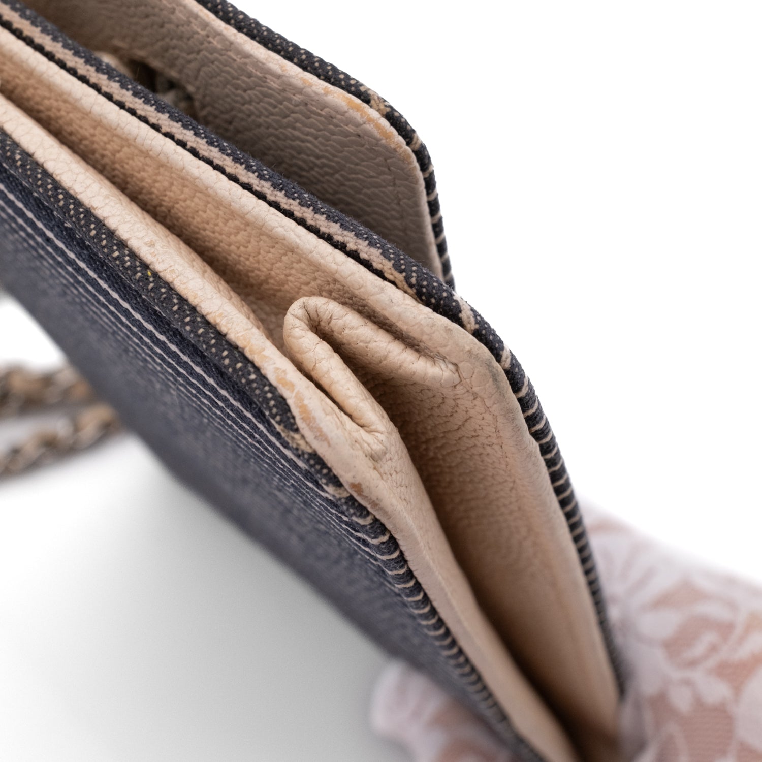 Chanel Wallet On Chain WOC Denim Streifen Navy Creme PHW