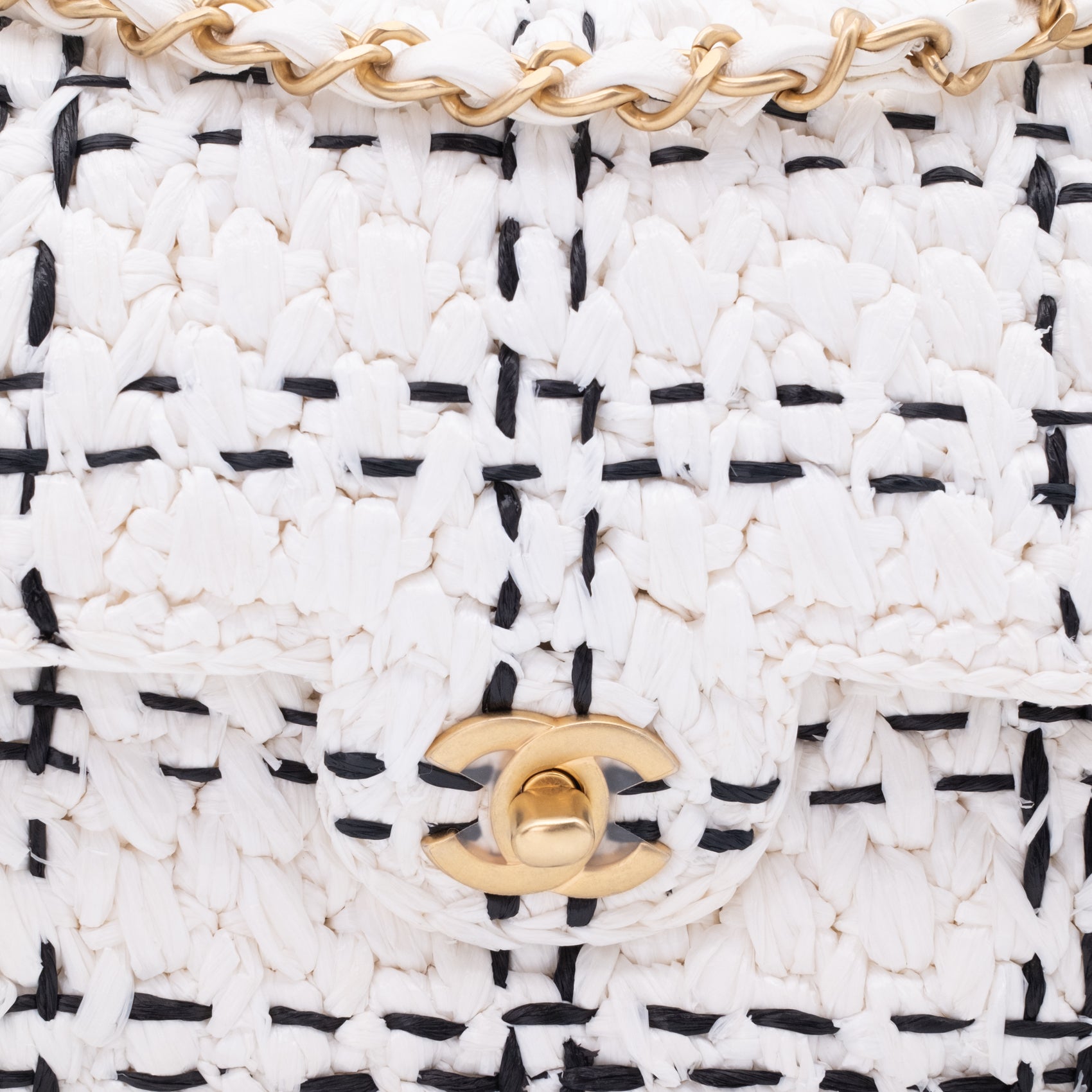 Chanel Classic Single Flap Medium Raffia Stroh Effect Tweed Schwarz Weiß GHW