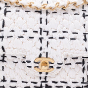 Chanel Classic Single Flap Medium Raffia Stroh Effect Tweed Schwarz Weiß GHW