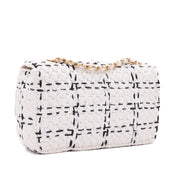 Chanel Classic Single Flap Medium Raffia Stroh Effect Tweed Schwarz Weiß GHW