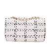 Chanel Classic Single Flap Medium Raffia Stroh Effect Tweed Schwarz Weiß GHW