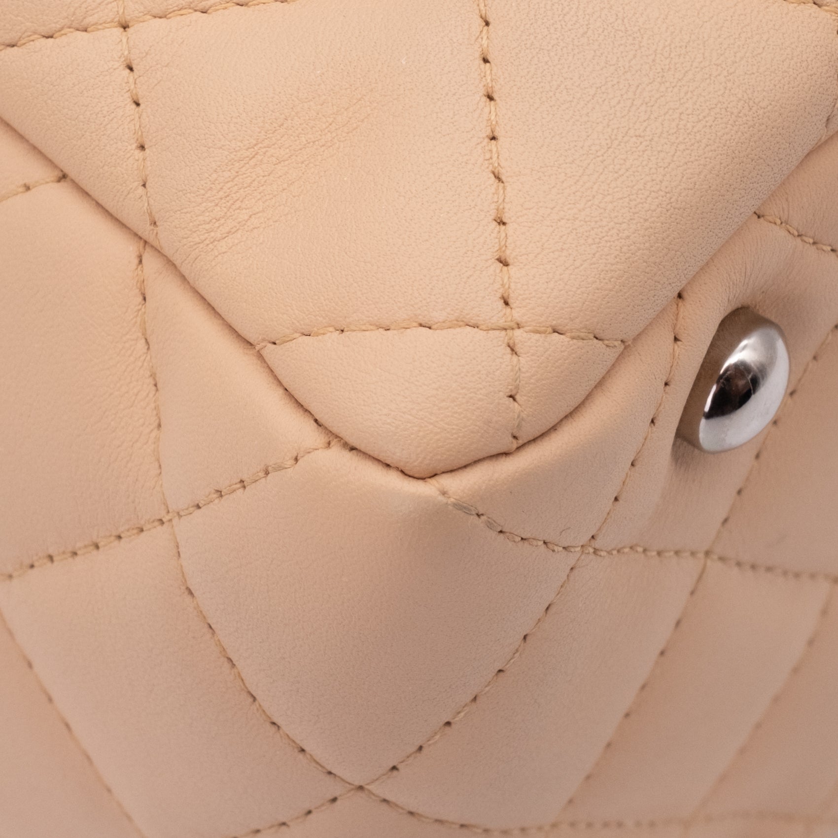 Chanel Cambon Bowling Bag Large Beige Schwarz Rectangle SHW