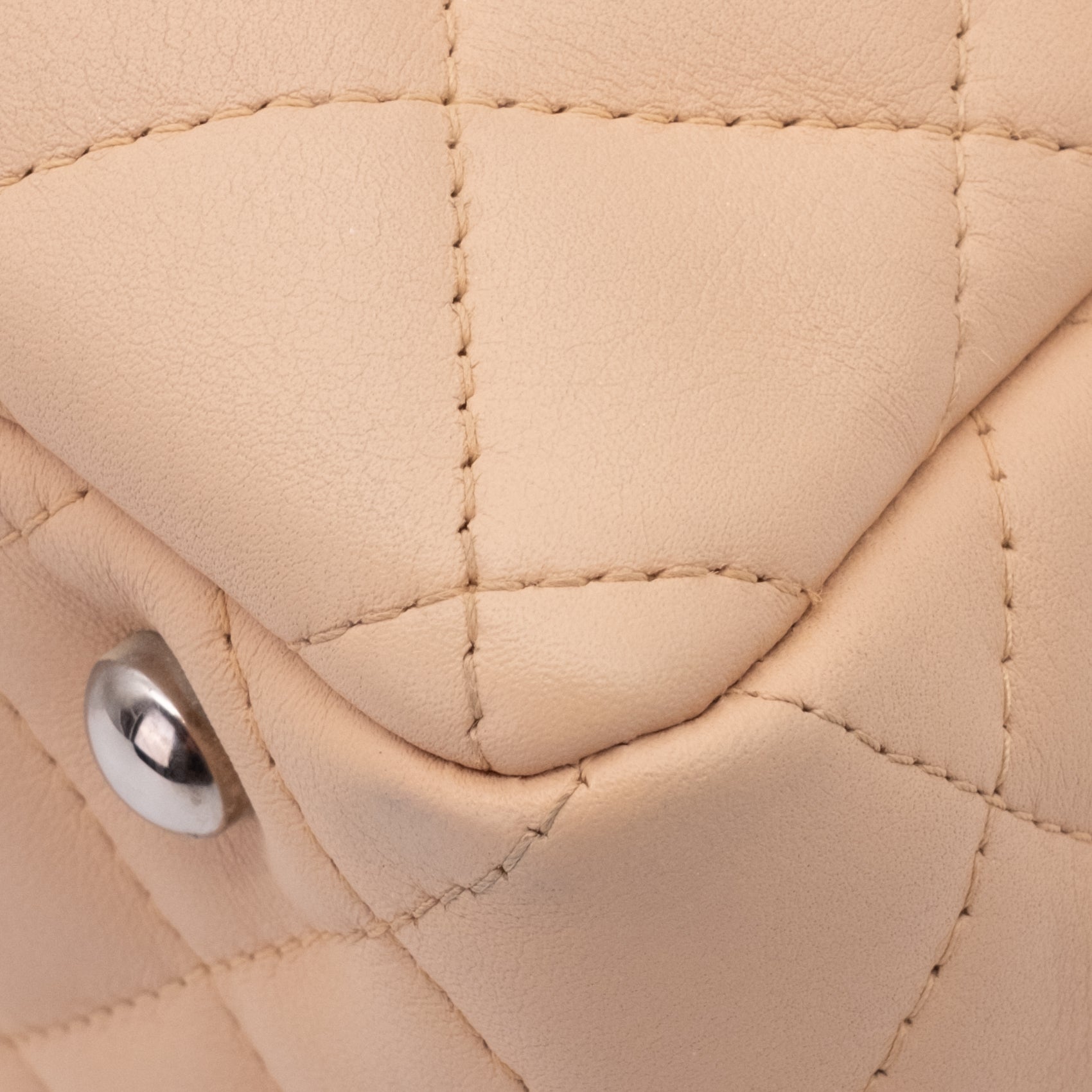Chanel Cambon Bowling Bag Large Beige Schwarz Rectangle SHW