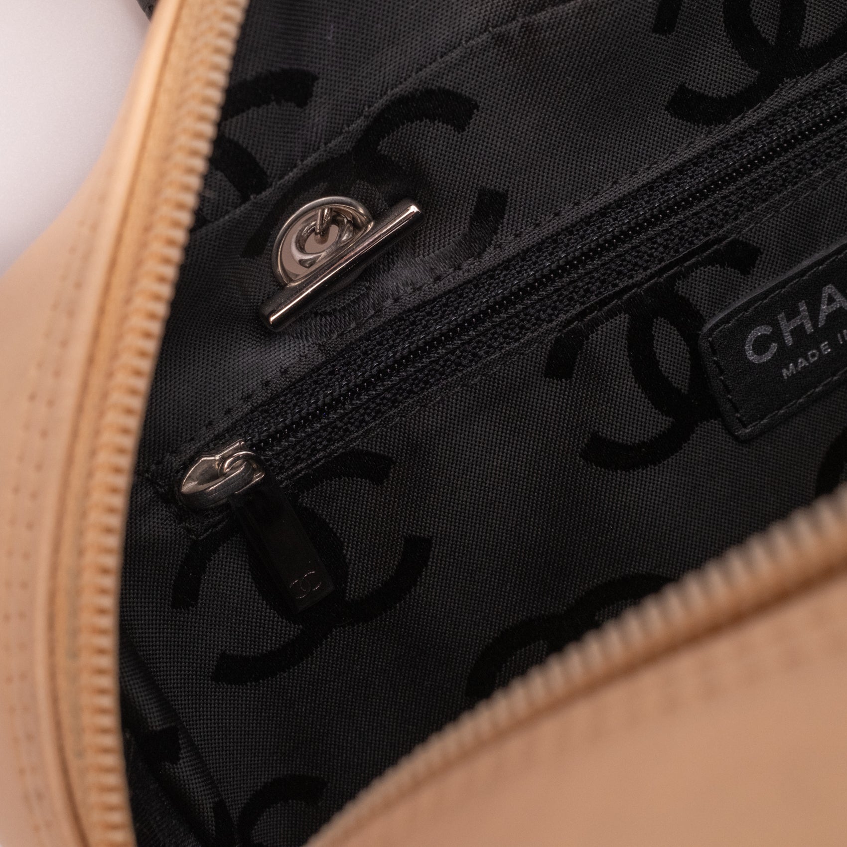 Chanel Cambon Bowling Bag Large Beige Schwarz Rectangle SHW