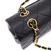 Chanel Classic Double Flap Medium Lammleder Schwarz GHW 24k