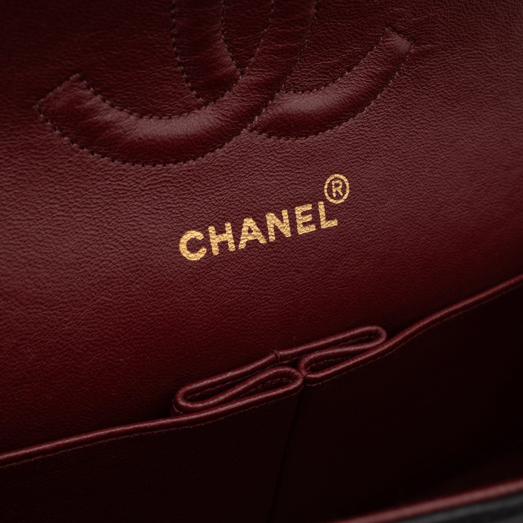 Chanel Classic Double Flap Medium Lammleder Schwarz GHW 24k