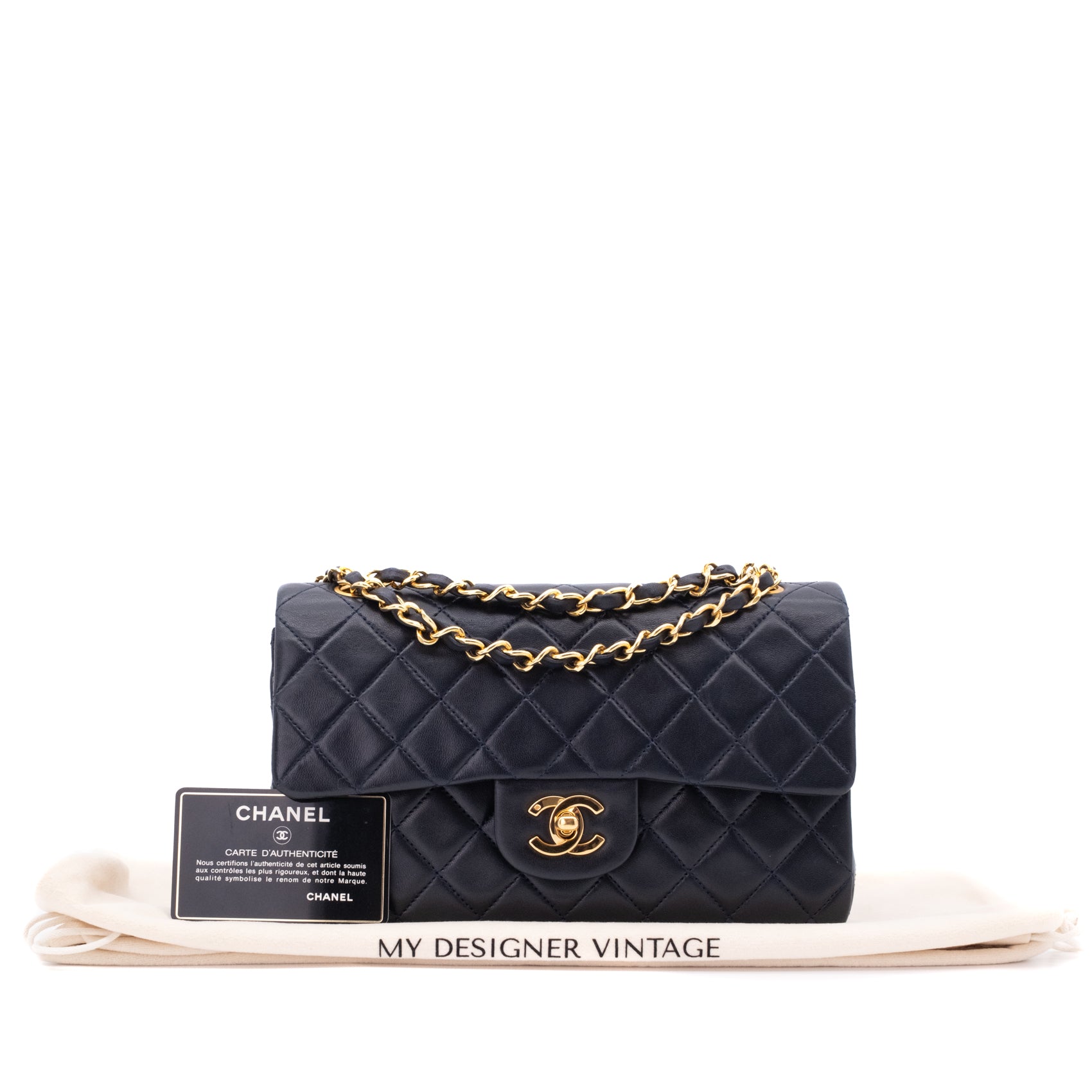 Vintage Chanel Classic Double Flap Bag in kleiner Größe aus dunkelblauem Lammleder mit 24 Karat vergoldeter Hardware Full Set