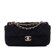 Chanel Classic Single Flap Bag East West Jersey Schwarz GHW Matt