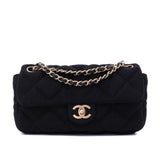 Chanel Classic Single Flap Bag East West Jersey Schwarz GHW Matt