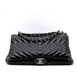Chanel Classic Single Flap Schultertasche Accordion Chevron Lackleder Schwarz SHW