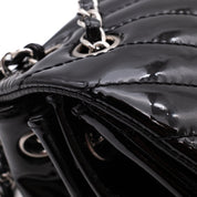 Chanel Classic Single Flap Schultertasche Accordion Chevron Lackleder Schwarz SHW