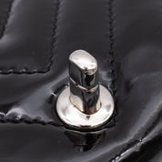 Chanel Classic Single Flap Schultertasche Accordion Chevron Lackleder Schwarz SHW