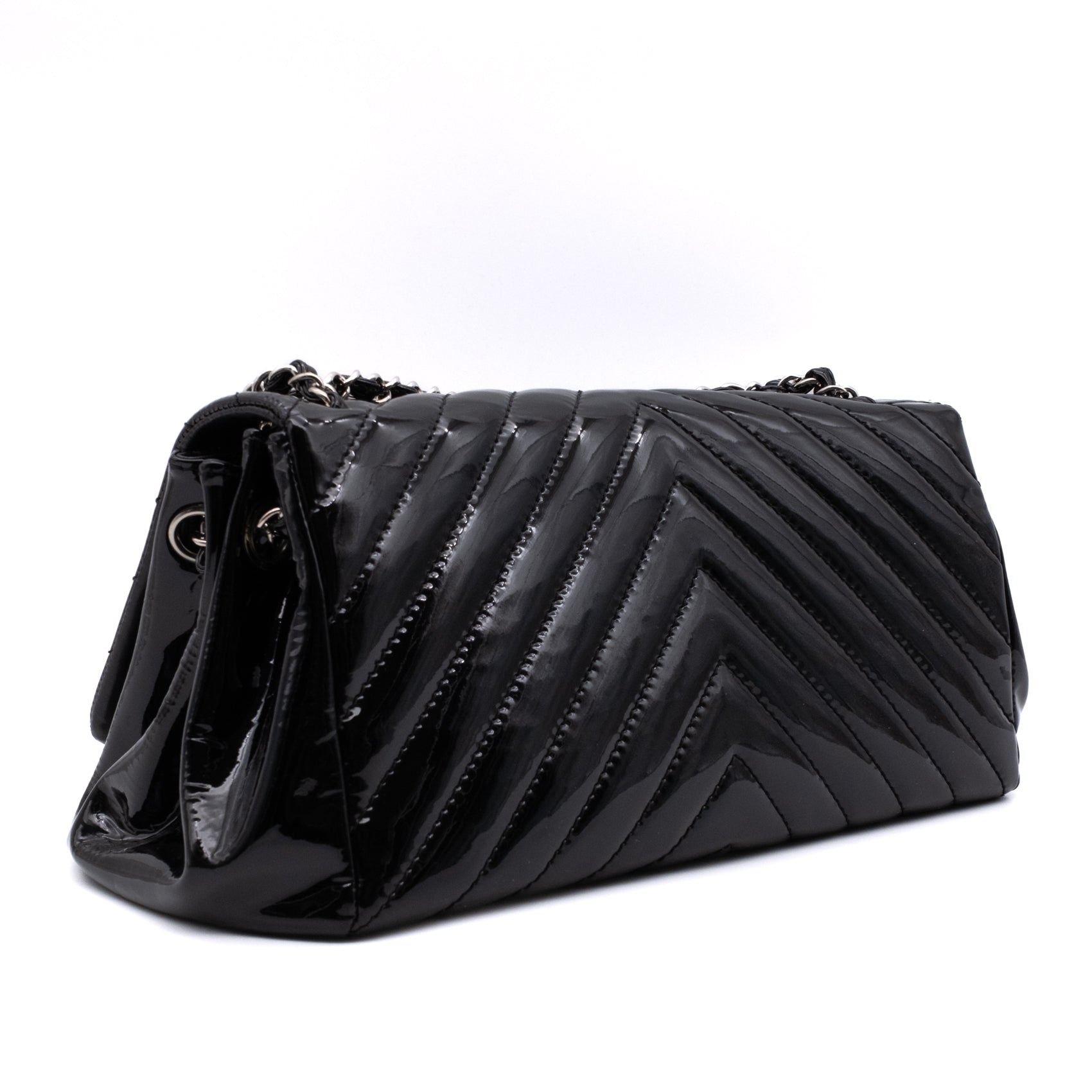 Chanel Classic Single Flap Schultertasche Accordion Chevron Lackleder Schwarz SHW