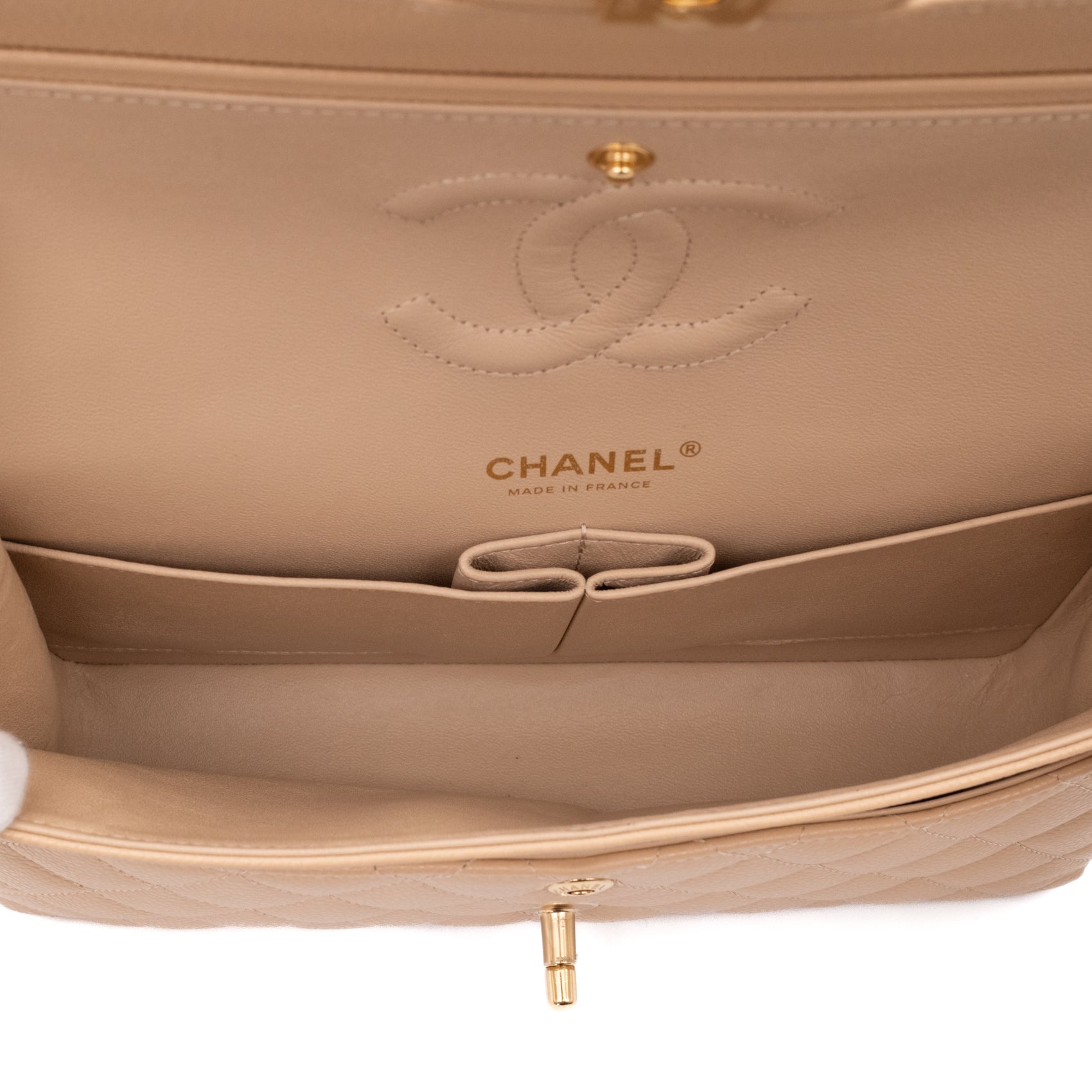 Chanel Classic Double Flap Bag Medium Caviarleder Beige GHW
