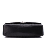 Chanel Classic Single Flap Medium Lammleder Schwarz Mademoiselle Vertical Quilted SHW
