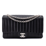 Chanel Classic Single Flap Medium Lammleder Schwarz Mademoiselle Vertical Quilted SHW