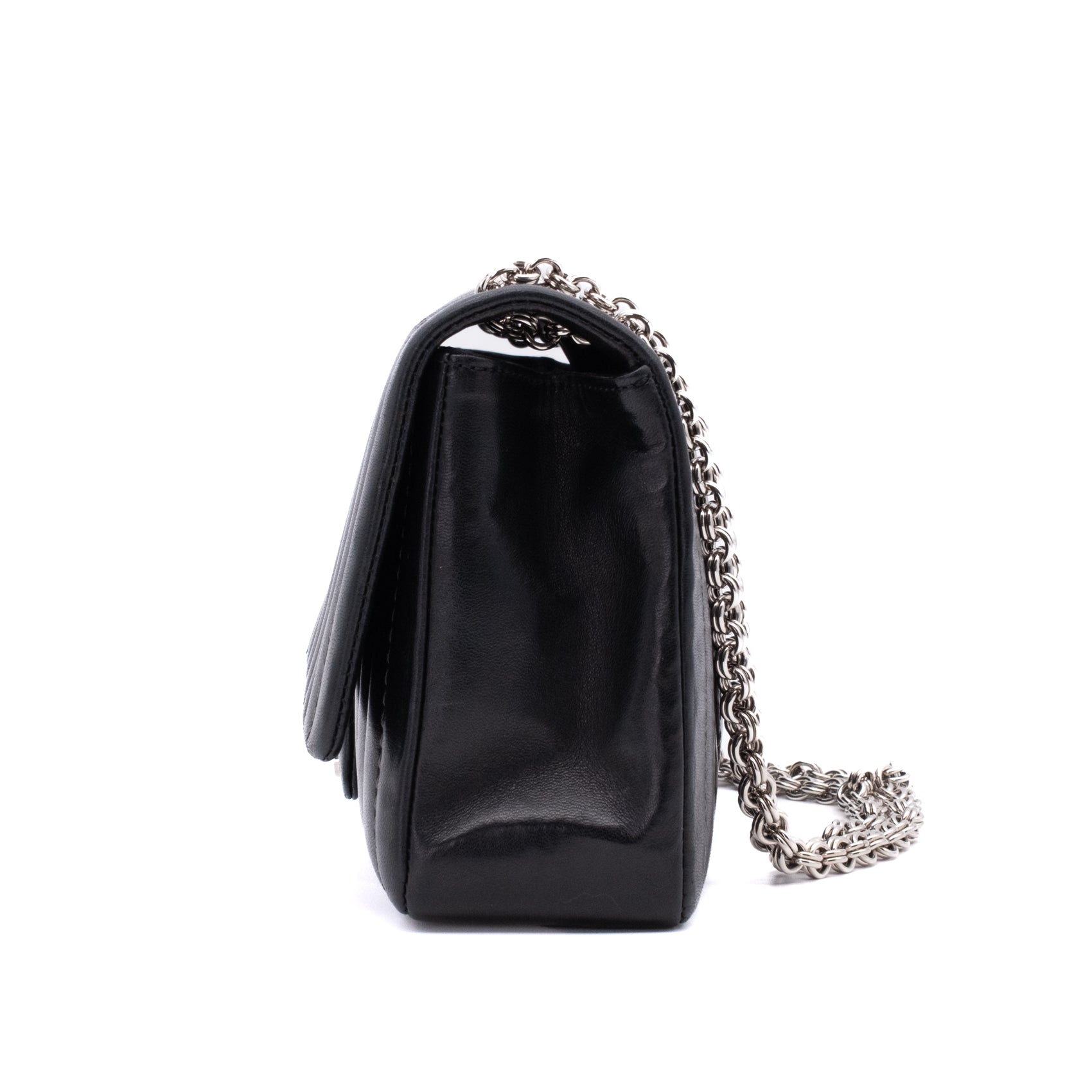 Chanel Classic Single Flap Medium Lammleder Schwarz Mademoiselle Vertical Quilted SHW