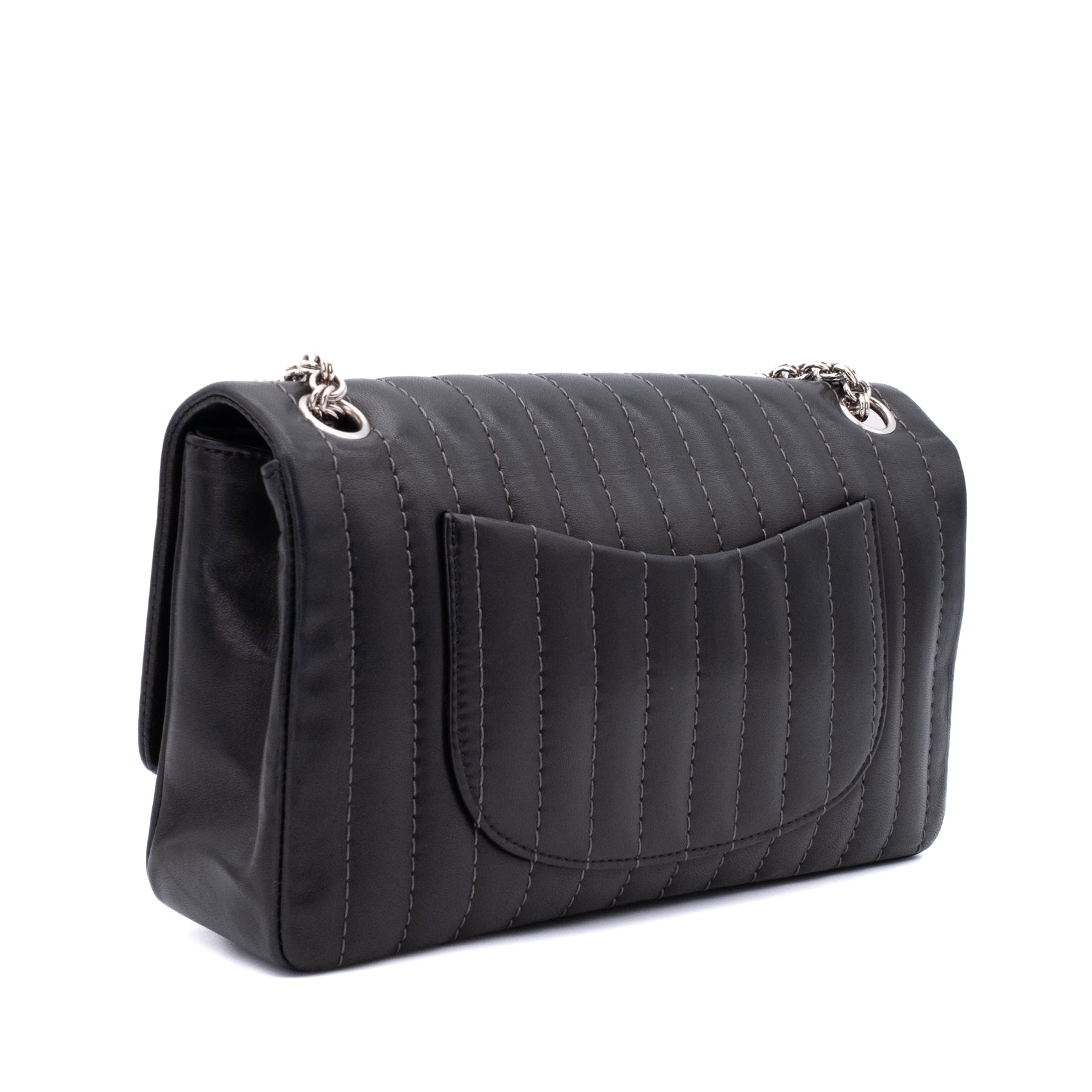 Chanel Classic Single Flap Medium Lammleder Schwarz Mademoiselle Vertical Quilted SHW
