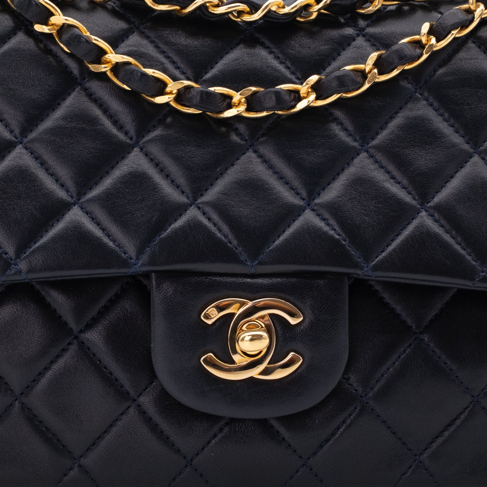 Chanel Classic Double Flap Bag Medium Lammleder Dunkelblau GHW 24k