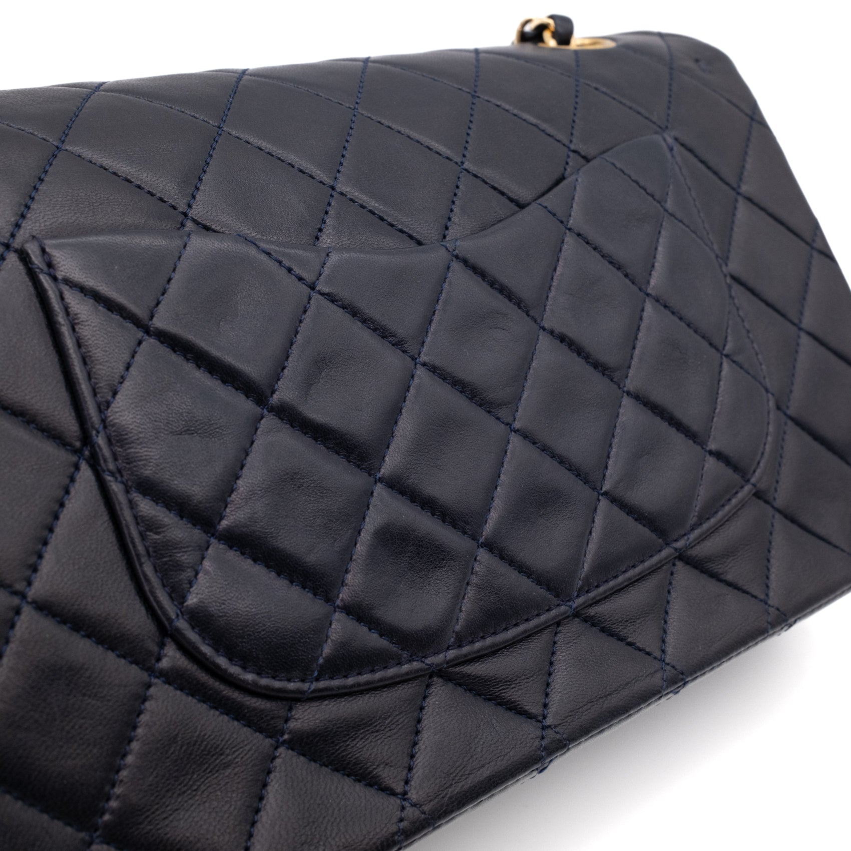 Chanel Classic Double Flap Medium Lammleder Dunkelblau GHW 24k