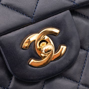 Chanel Classic Double Flap Medium Lammleder Dunkelblau GHW 24k