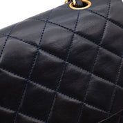 Chanel Classic Double Flap Bag Medium Lammleder Dunkelblau GHW 24k