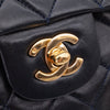 Chanel Classic Double Flap Bag Medium Lammleder Dunkelblau GHW 24k