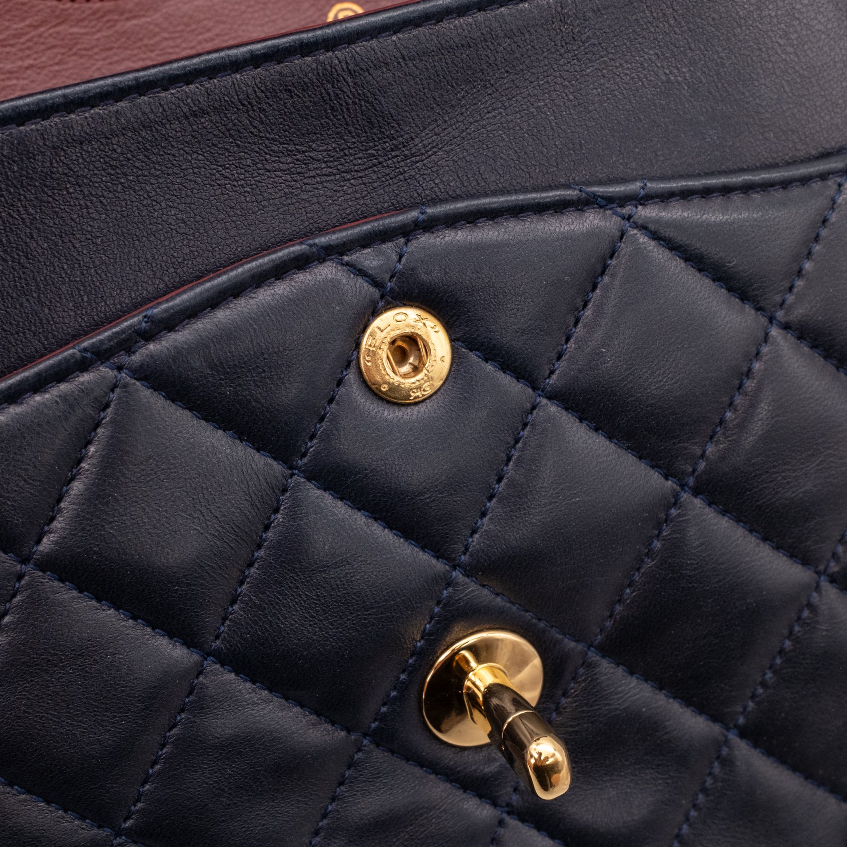 Chanel Classic Double Flap Medium Lammleder Dunkelblau GHW 24k