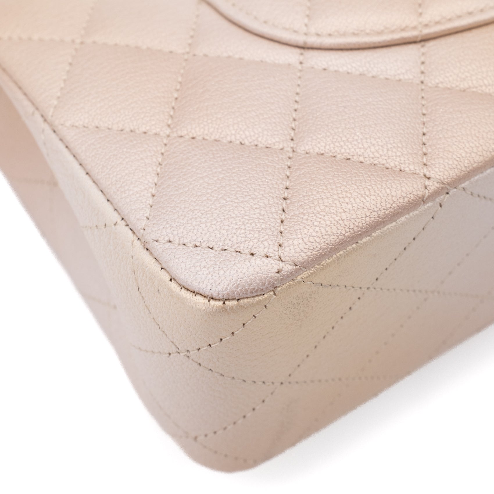 Chanel Classic Double Flap 22C Medium Goatskin Iridescent Beige Gold Cloudy Metallic Ombre GHW Matt