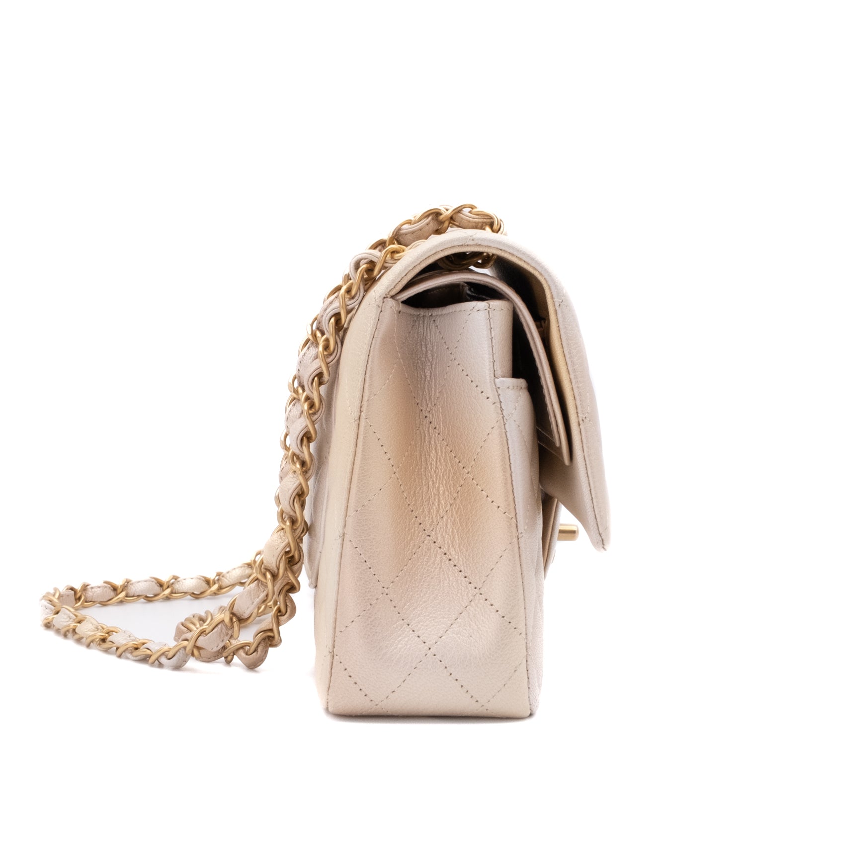 Chanel Classic Double Flap 22C Medium Goatskin Iridescent Beige Gold Cloudy Metallic Ombre GHW Matt