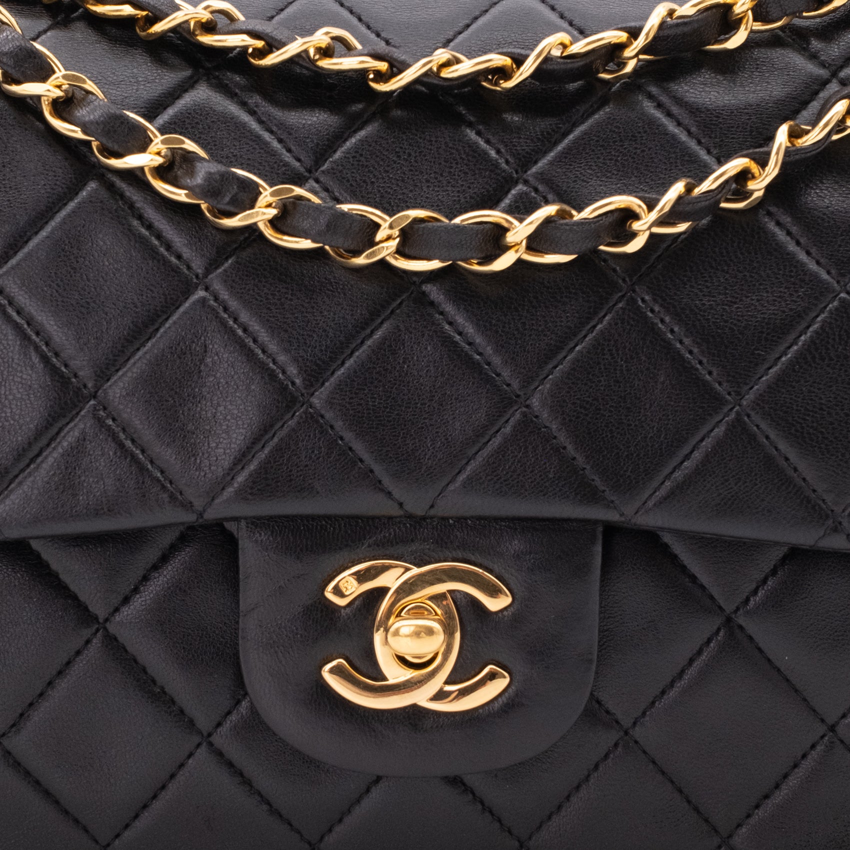 Chanel Classic Double Flap Bag Medium Lammleder Schwarz GHW 24k