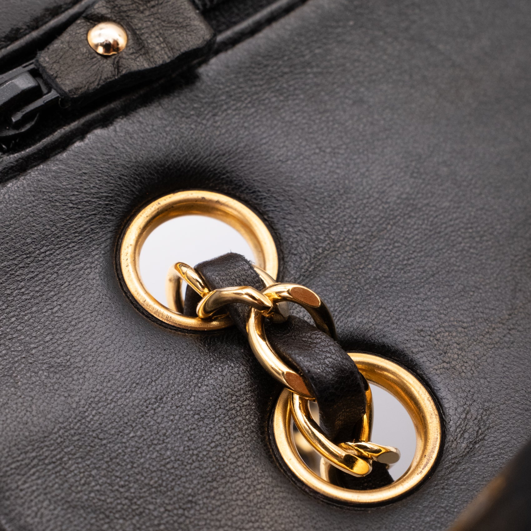 Chanel Classic Double Flap Bag Medium Lammleder Schwarz GHW 24k