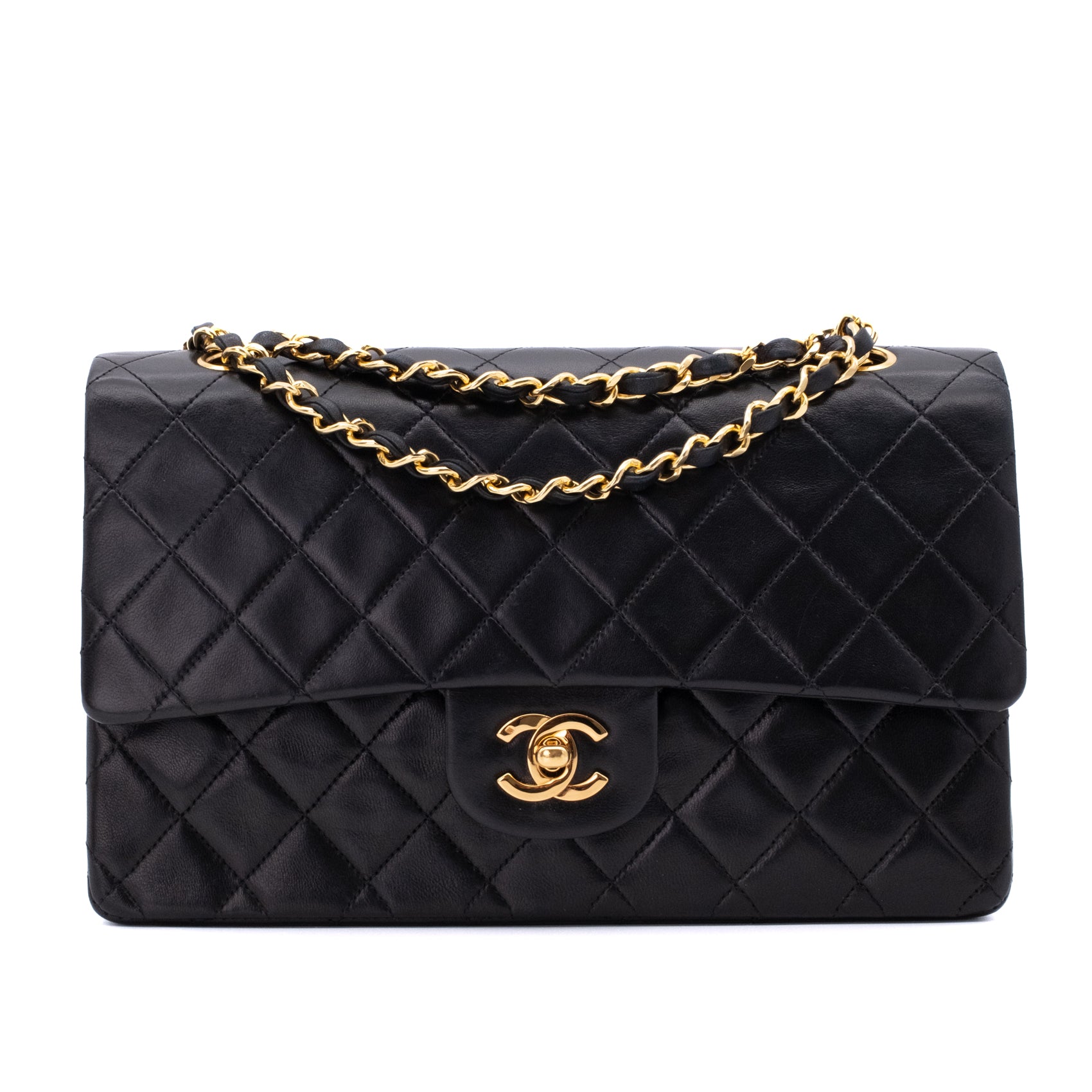 chanel-classic-double-flap-bag-medium-lammleder-schwarz-goldene-hardware-24k-1.jpg