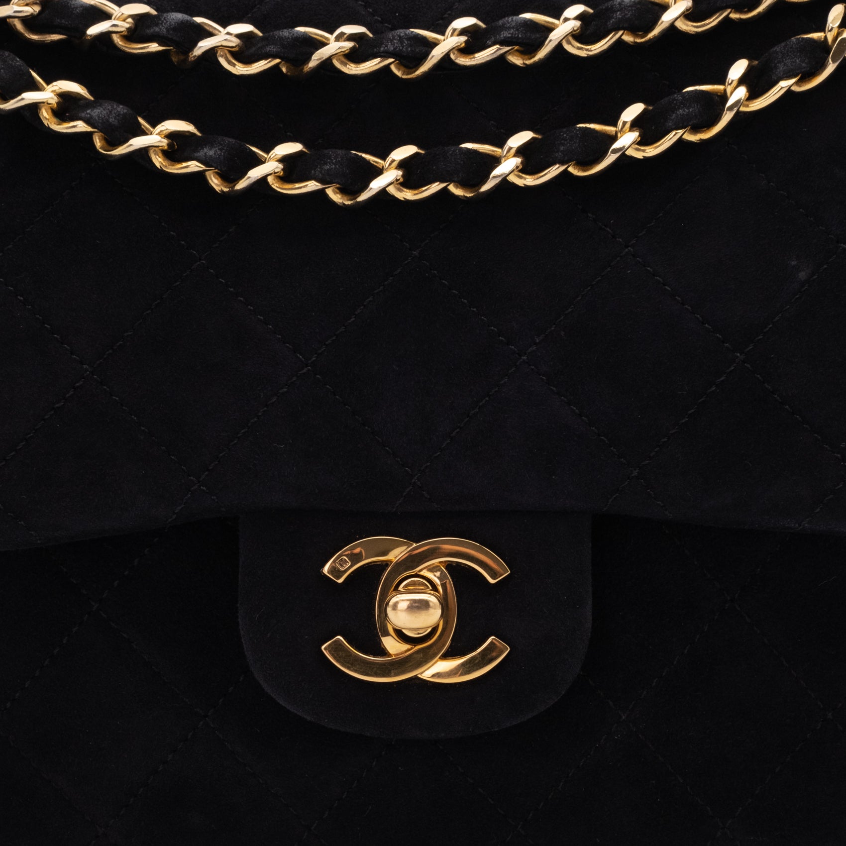 Chanel Classic Double Flap Bag Medium Velourleder Schwarz 24k GHW
