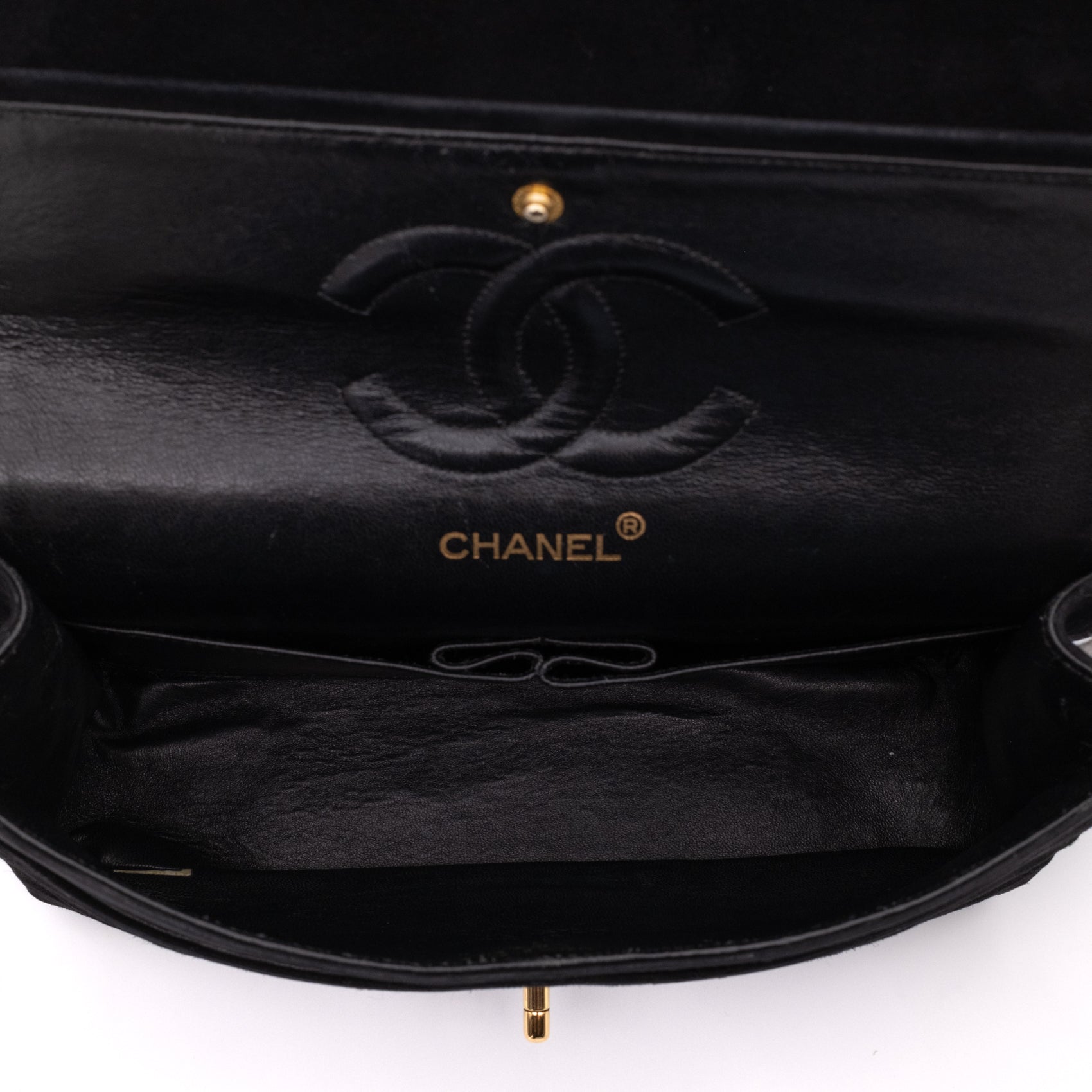 Chanel Classic Double Flap Bag Medium Velourleder Schwarz 24k GHW