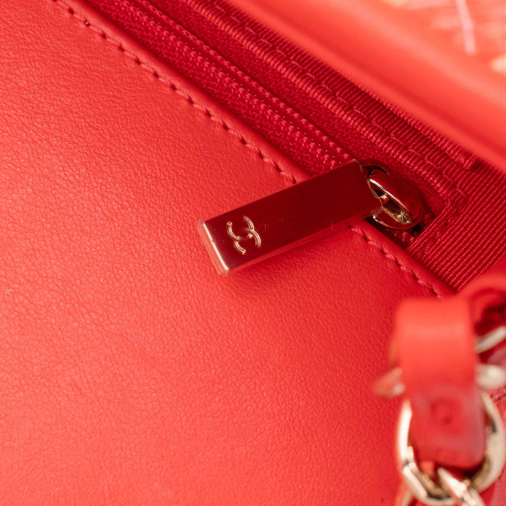 Chanel Single Flap Mini Rectangle Small 21P Raffia Stroh Korall Rot GHW